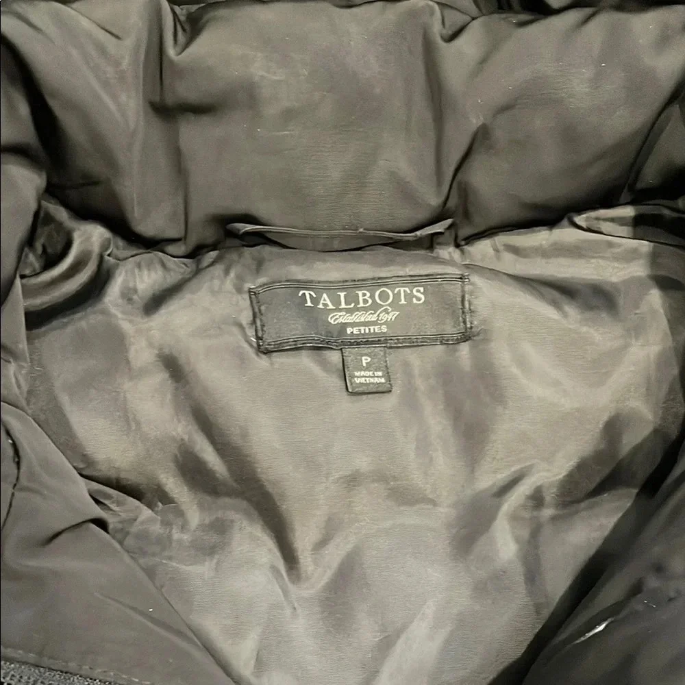 Talbots Black Puffer Vest Removable Faux Fur Hood Down Filled Pockets Small - Picture 2 of 10
